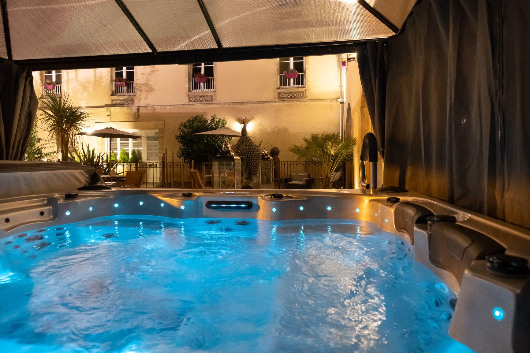 Hotel De Brunville & Spa บาเยอ ภายนอก รูปภาพ