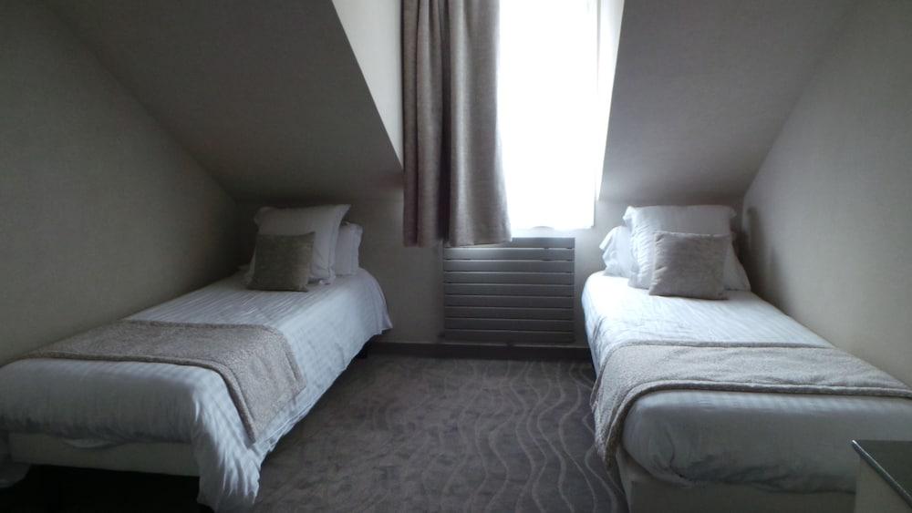Hotel De Brunville & Spa บาเยอ ภายนอก รูปภาพ